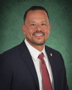 Mayor_edit green background