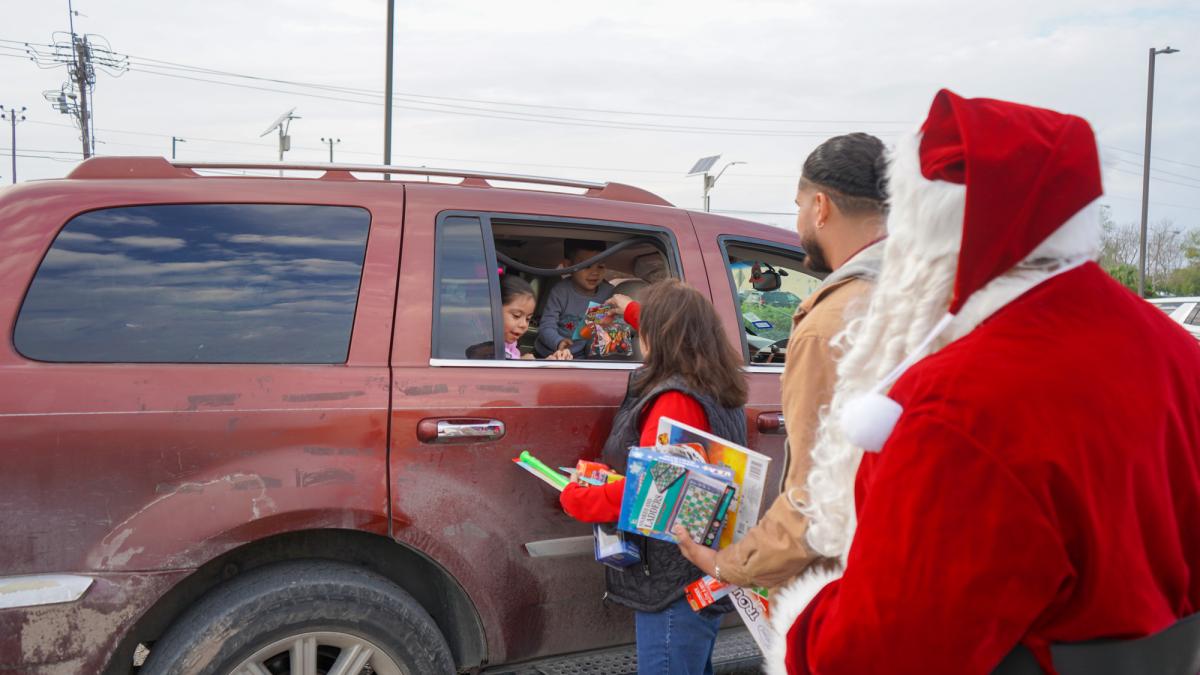 Toy Distribution-108